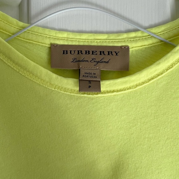 Burberry Graphic Tee - Picture 6 of 6
